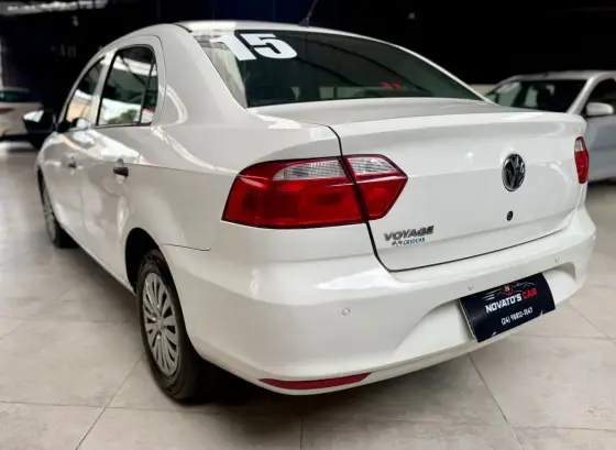 VOLKSWAGEN VOYAGE 1.0 MI COMFORTLINE 8V FLEX 4P MANUAL