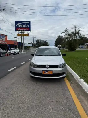 VOLKSWAGEN-VOYAGE-2015