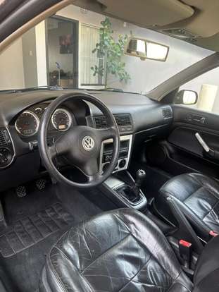 VOLKSWAGEN-GOLF-2006