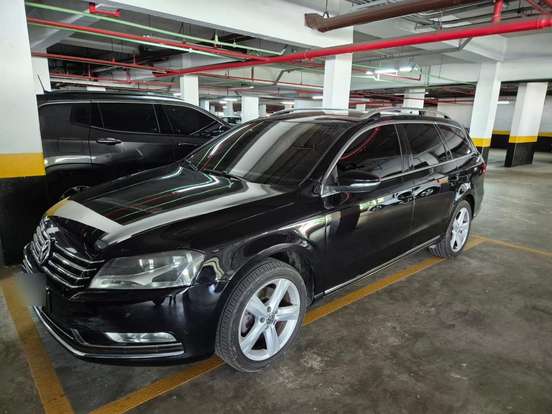 VOLKSWAGEN-PASSAT VARIANT-2014