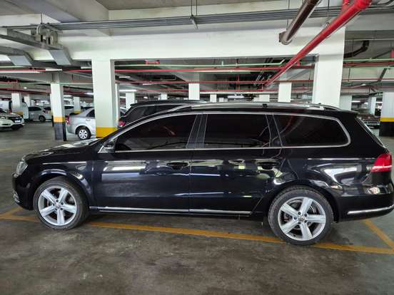 VOLKSWAGEN-PASSAT VARIANT-2014