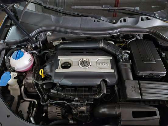 VOLKSWAGEN-PASSAT VARIANT-2014