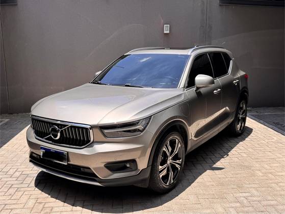 VOLVO XC40 1.5 T5 RECHARGE INSCRIPTION GEARTRONIC