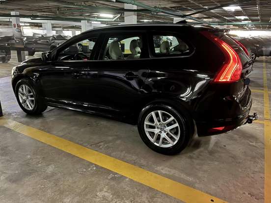 VOLVO-XC60-2.0 T5 MOMENTUM GASOLINA 4P AUTOMÁTICO VOLVO-XC60-2017