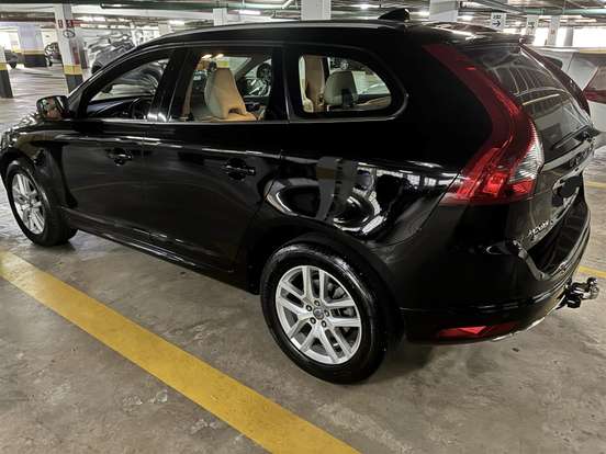 VOLVO-XC60-2.0 T5 MOMENTUM GASOLINA 4P AUTOMÁTICO VOLVO-XC60-2017