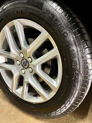 VOLVO-XC60-2.0 T5 MOMENTUM GASOLINA 4P AUTOMÁTICO VOLVO-XC60-2017