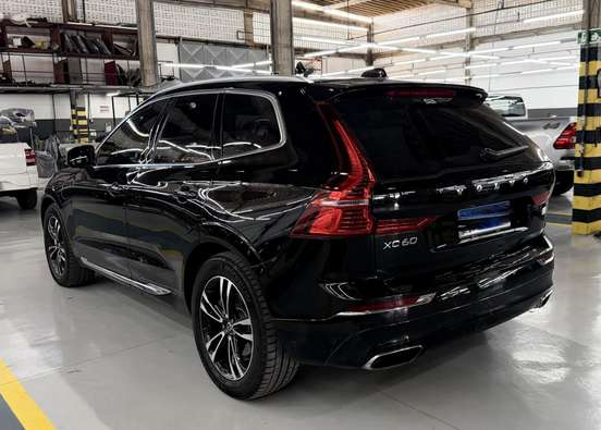 VOLVO-XC60-2.0 T8 HYBRID MOMENTUM AWD GEARTRONIC VOLVO-XC60-2021