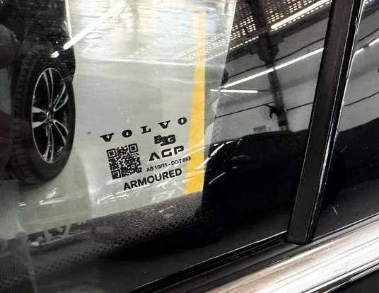 VOLVO-XC60-2.0 T8 HYBRID MOMENTUM AWD GEARTRONIC VOLVO-XC60-2021