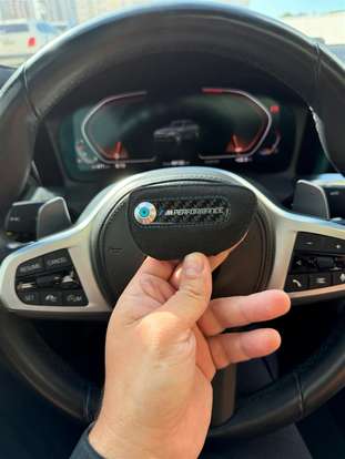 BMW-320i-2020
