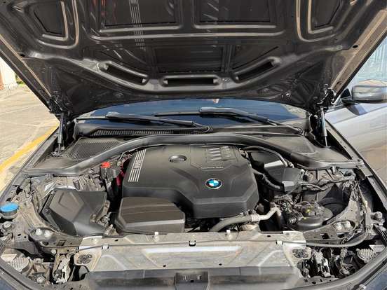 BMW-320i-2.0 16V TURBO GASOLINA M SPORT AUTOMÁTICO BMW-320i-2020