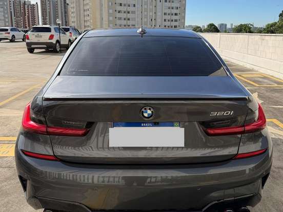 BMW-320i-2.0 16V TURBO GASOLINA M SPORT AUTOMÁTICO BMW-320i-2020