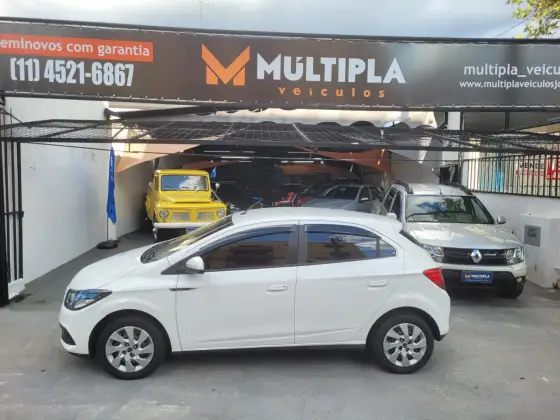 CHEVROLET ONIX 1.4 MPFI LT 8V FLEX 4P MANUAL