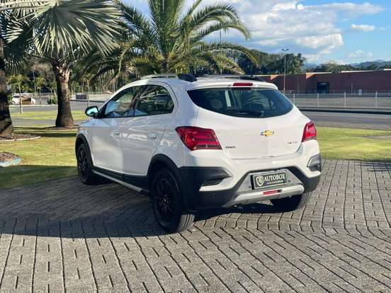 CHEVROLET-ONIX-1.4 MPFI ACTIV 8V FLEX 4P MANUAL CHEVROLET-ONIX-2018