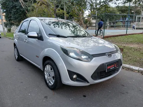 FORD FIESTA 1.6 MPI CLASS SEDAN 8V FLEX 4P MANUAL FORD FIESTA 1.6 MPI CLASS SEDAN 8V FLEX 4P MANUAL