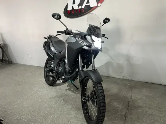 HONDA XRE 300 SAHARA HONDA XRE 300 SAHARA