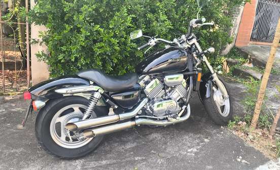 HONDA-750 MAGNA-1997