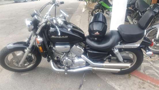 HONDA-750 MAGNA-1997