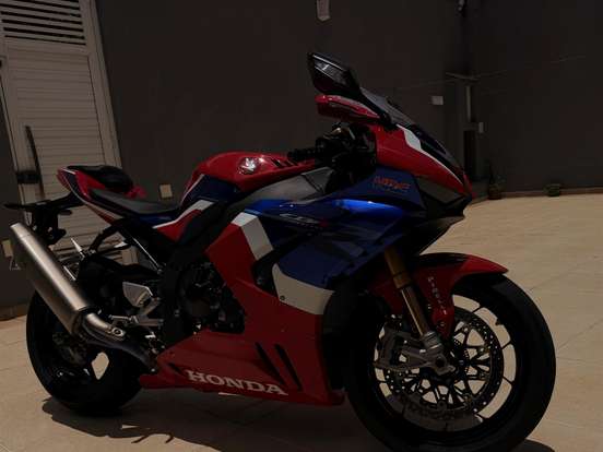 HONDA-CBR 1000RR-R FIREBLADE SP HONDA-CBR 1000RR-R FIREBLADE SP-2021