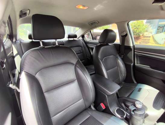 HYUNDAI-ELANTRA-2.0 16V FLEX 4P AUTOMÁTICO HYUNDAI-ELANTRA-2016