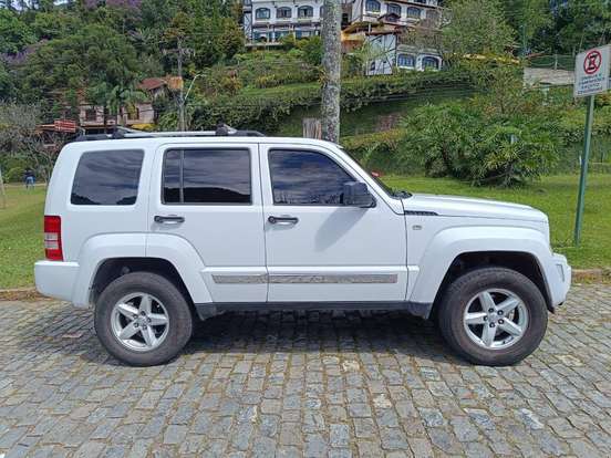 JEEP-CHEROKEE-3.7 LIMITED 4X4 V6 12V GASOLINA 4P AUTOMÁTICO JEEP-CHEROKEE-2012