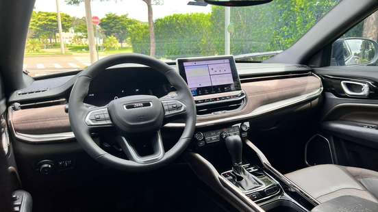 JEEP-COMMANDER-1.3 T270 TURBO FLEX OVERLAND AT6 JEEP-COMMANDER-2024