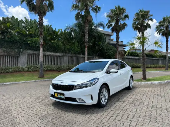 KIA CERATO 1.6 SX 16V FLEX 4P AUTOMÁTICO KIA CERATO 1.6 SX 16V FLEX 4P AUTOMÁTICO