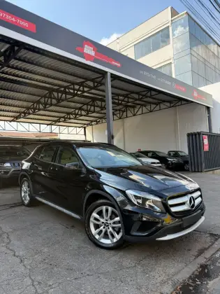 MERCEDES-BENZ GLA 200 1.6 CGI STYLE 16V TURBO FLEX 4P AUTOMÁTICO MERCEDES-BENZ GLA 200 1.6 CGI STYLE 16V TURBO FLEX 4P AUTOMÁTICO