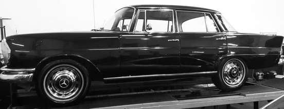 MERCEDES-BENZ-220 S-1965