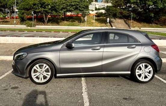MERCEDES-BENZ-A 200-2016