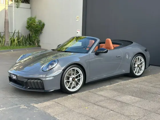 PORSCHE 911 3.6 24V H6 T-HYBRID CARRERA GTS CABRIOLET PDK