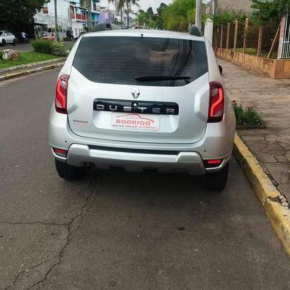 RENAULT-DUSTER-2016