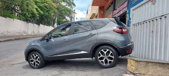 RENAULT-CAPTUR-2017