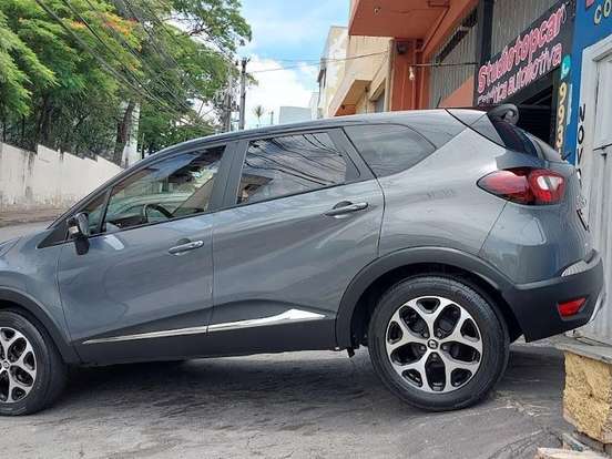 RENAULT-CAPTUR-1.6 16V SCE FLEX INTENSE X-TRONIC RENAULT-CAPTUR-2017