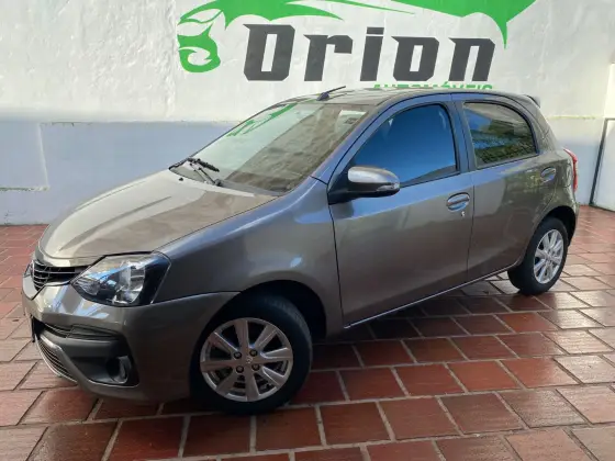 TOYOTA ETIOS 1.5 X PLUS 16V FLEX 4P AUTOMÁTICO