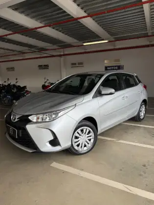 TOYOTA YARIS 1.5 16V FLEX XL MULTIDRIVE TOYOTA YARIS 1.5 16V FLEX XL MULTIDRIVE