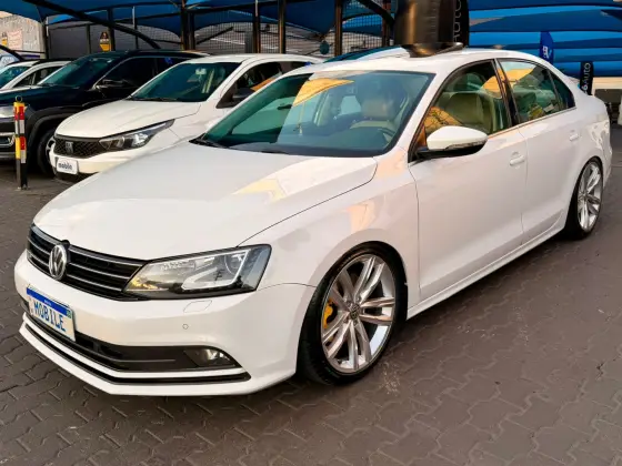 VOLKSWAGEN JETTA 2.0 TSI HIGHLINE 211CV GASOLINA 4P TIPTRONIC