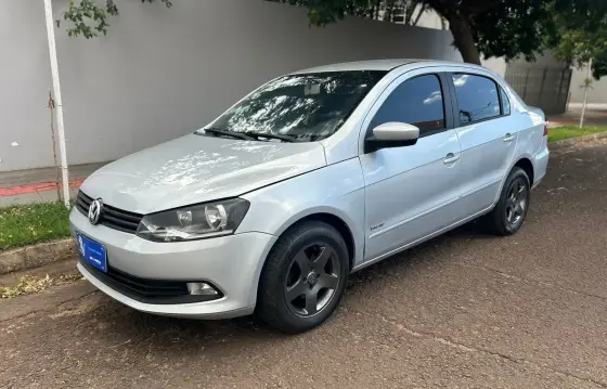 VOLKSWAGEN VOYAGE 1.6 MI COMFORTLINE 8V FLEX 4P AUTOMATIZADO