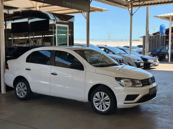 VOLKSWAGEN VOYAGE 1.6 MSI TOTALFLEX 4P MANUAL VOLKSWAGEN VOYAGE 1.6 MSI TOTALFLEX 4P MANUAL