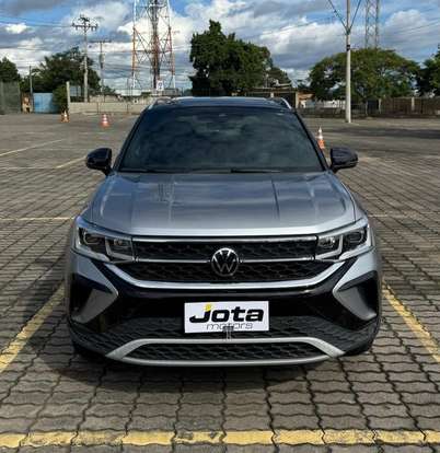 VOLKSWAGEN-TAOS-2023