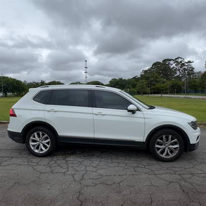VOLKSWAGEN TIGUAN 1.4 250 TSI TOTAL FLEX ALLSPACE COMFORTLINE TIPTRONIC