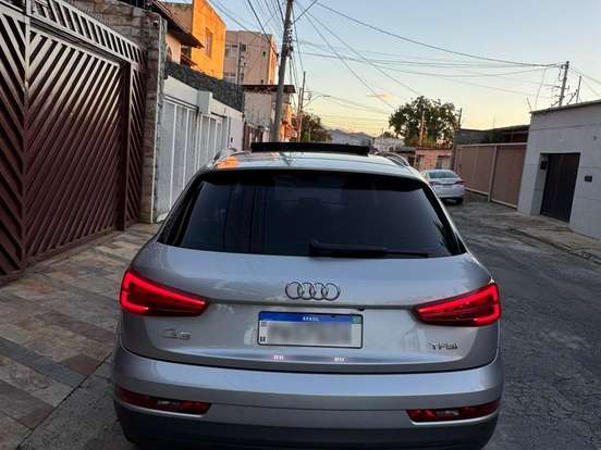 AUDI-Q3-1.4 TFSI ATTRACTION GASOLINA 4P S TRONIC AUDI-Q3-2015