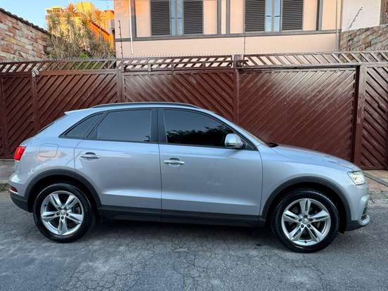 AUDI-Q3-2015