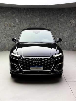 AUDI-Q5-2023