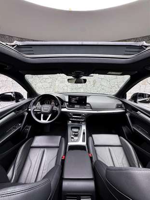 AUDI-Q5-2023
