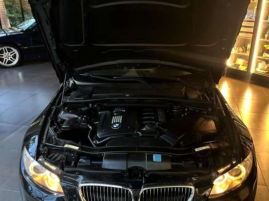 BMW-325Ci-2.5 COUPÉ 24V GASOLINA 2P AUTOMÁTICO BMW-325Ci-2006