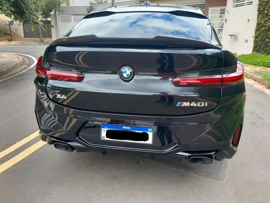 BMW-X4-2023