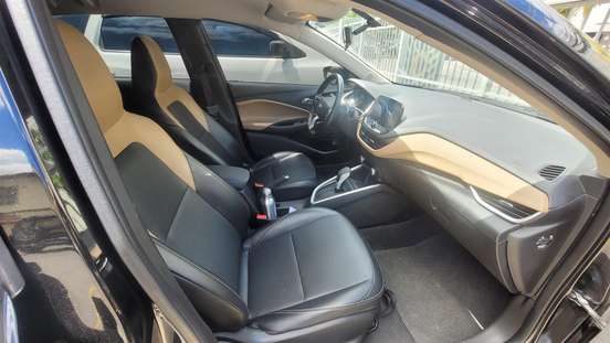 CHEVROLET-ONIX-1.0 TURBO FLEX PREMIER AUTOMÁTICO CHEVROLET-ONIX-2019