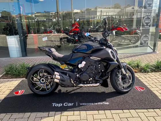 DUCATI DIAVEL V4 