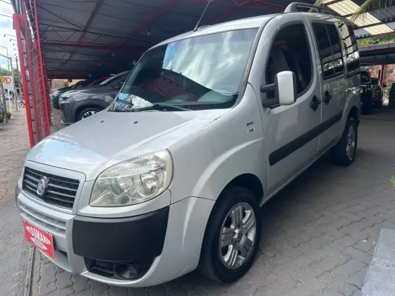 FIAT DOBLÒ 1.8 MPI HLX 8V FLEX 4P MANUAL FIAT DOBLÒ 1.8 MPI HLX 8V FLEX 4P MANUAL