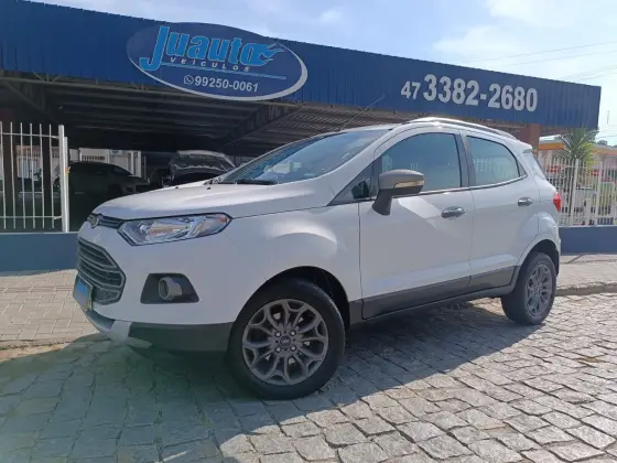 FORD ECOSPORT 1.6 FREESTYLE 16V FLEX 4P MANUAL FORD ECOSPORT 1.6 FREESTYLE 16V FLEX 4P MANUAL